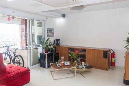 Sala de apartamento para alugar com 5 quartos, 124m² em Jardim Consorcio, São Paulo