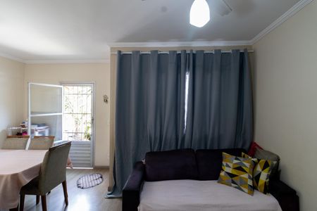 Sala de casa de condomínio à venda com 2 quartos, 64m² em Vila Jacuí, São Paulo