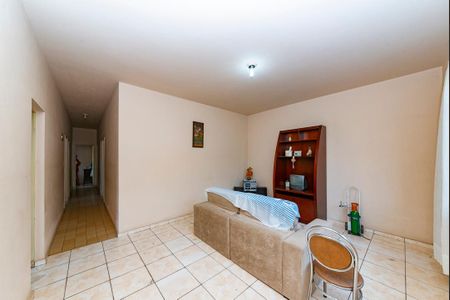 Sala 1 de casa à venda com 3 quartos, 240m² em Vila Ermelinda, Belo Horizonte