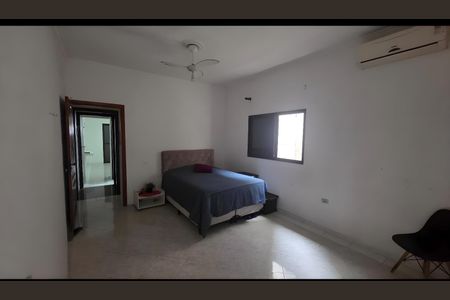 Quarto de casa para alugar com 1 quarto, 320m² em Guilhermina, Praia Grande