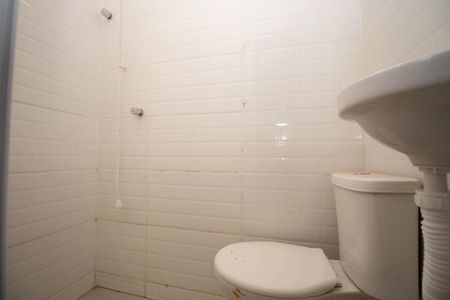 Banheiro de kitnet/studio para alugar com 1 quarto, 44m² em Setor B Norte, Brasília