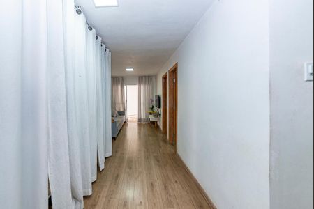 Sala de casa à venda com 4 quartos, 170m² em Conjunto Agua Branca, Contagem