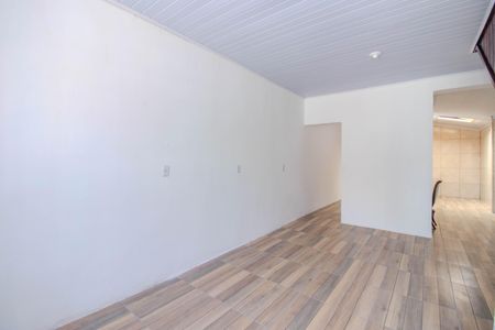 Sala de casa à venda com 2 quartos, 140m² em Floresta, Porto Alegre