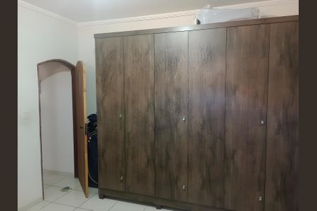 Quarto de casa à venda com 3 quartos, 158m² em Parque Residencial Almerinda Chaves, Jundiaí