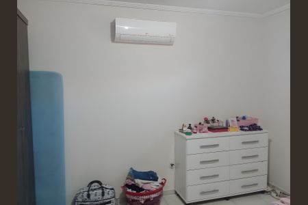 Quarto de casa à venda com 3 quartos, 158m² em Parque Residencial Almerinda Chaves, Jundiaí