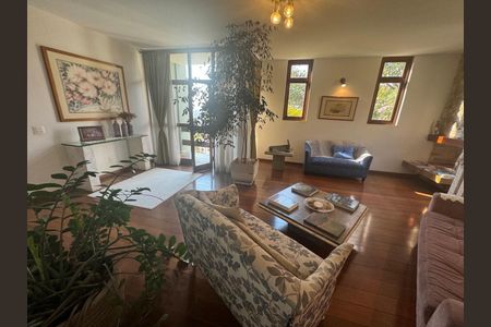 Foto 04 de casa à venda com 4 quartos, 367m² em São Lucas, Belo Horizonte