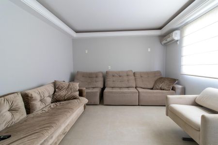 Sala de casa à venda com 4 quartos, 380m² em Loteamento Alphaville Campinas, Campinas