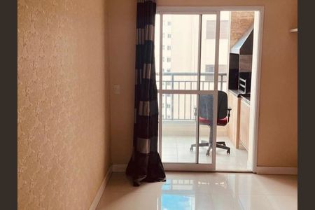 Sala de apartamento à venda com 2 quartos, 60m² em Bussocaba, Osasco