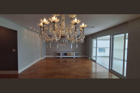 Sala de apartamento para alugar com 4 quartos, 248m² em Santo Antônio, São Caetano do Sul