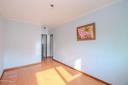 Sala de apartamento para alugar com 2 quartos, 58m² em Jardim Itu, Porto Alegre