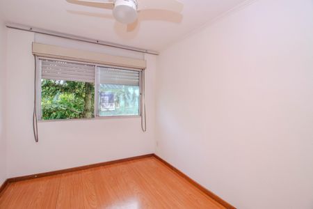 Quarto 2 de apartamento para alugar com 2 quartos, 58m² em Jardim Itu, Porto Alegre