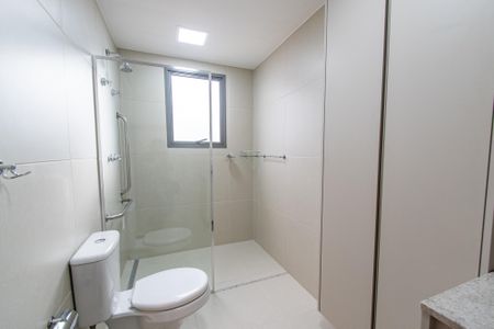 Banheiro de kitnet/studio para alugar com 1 quarto, 32m² em Sacomã, São Paulo