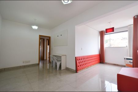 Sala de apartamento à venda com 3 quartos, 75m² em Cachoeirinha, Belo Horizonte