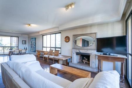 Foto 05 de apartamento à venda com 3 quartos, 220m² em Vila Suzana, São Paulo