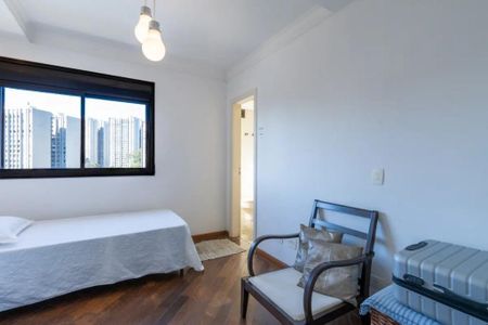 Foto 09 de apartamento à venda com 3 quartos, 220m² em Vila Suzana, São Paulo