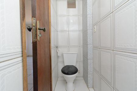 Banheiro Social de casa à venda com 1 quarto, 40m² em Solar do Barreiro, Belo Horizonte