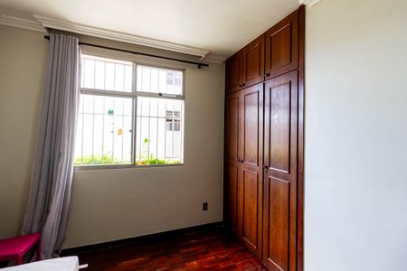 Quarto 1 de apartamento para alugar com 3 quartos, 196m² em Silveira, Belo Horizonte