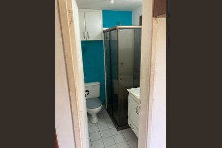 Banheiro de apartamento à venda com 3 quartos, 71m² em Vila Palmeiras, São Paulo