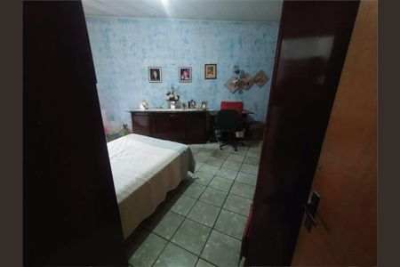 Casa à venda com 4 quartos, 364m² em Jardim da Gloria, Taboão da Serra