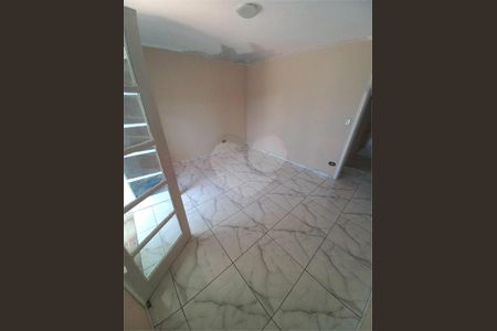 Casa à venda com 3 quartos, 84m² em Campo Limpo, São Paulo