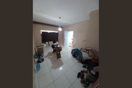 Casa à venda com 3 quartos, 84m² em Campo Limpo, São Paulo