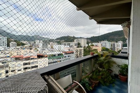 Varanda de apartamento à venda com 4 quartos, 140m² em Laranjeiras, Rio de Janeiro