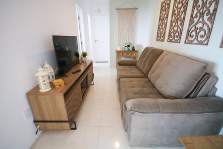 Sala de apartamento para alugar com 2 quartos, 146m² em Maracanã, Praia Grande