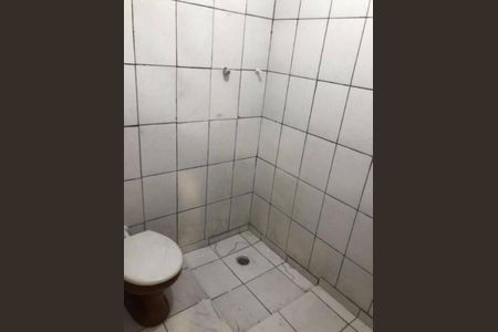 Banheiro de Serviço de casa à venda com 3 quartos, 160m² em Jardim Santana, São Paulo