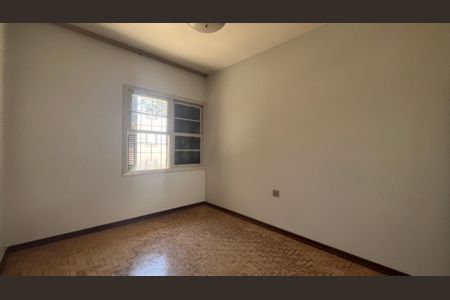 Quarto 1 de casa para alugar com 2 quartos, 213m² em Nova Campinas, Campinas