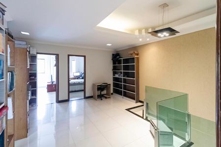 Sala 2 de casa à venda com 3 quartos, 220m² em Parque Xangri-lá, Contagem