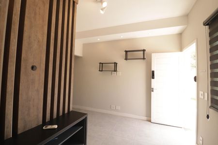 Sala de casa de condomínio à venda com 3 quartos, 157m² em Jardim das Carpas, Jundiaí