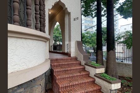 Escada para o Alpendre de casa à venda com 4 quartos, 212m² em Funcionários, Belo Horizonte