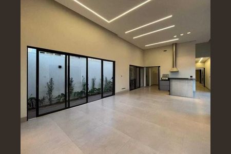 Casa para alugar com 3 quartos, 110m² em Santa Lúcia, Belo Horizonte