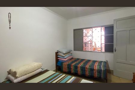 Quarto 2 de casa à venda com 2 quartos, 70m² em Vila Liviero, São Paulo
