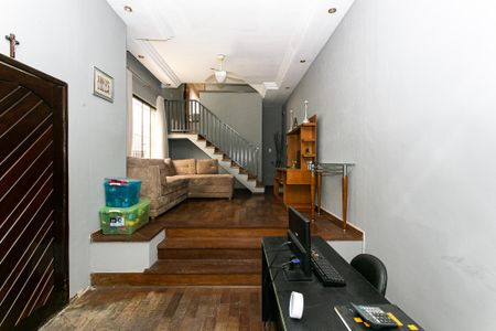 Sala de casa para alugar com 3 quartos, 245m² em Cidade Mãe do Céu, São Paulo