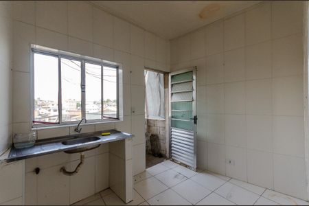 Cozinha de casa para alugar com 1 quarto, 60m² em Vila Boacava, São Paulo