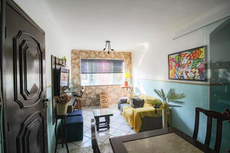 Sala de apartamento para alugar com 2 quartos, 61m² em Vila Emil, Mesquita