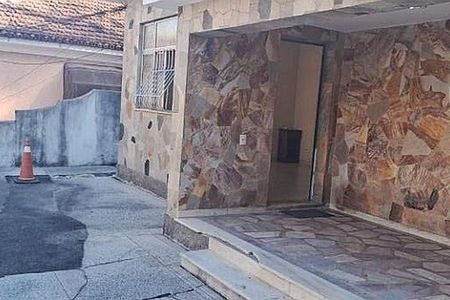 Casa à venda com 3 quartos, 150m² em Santa Rosa, Niterói