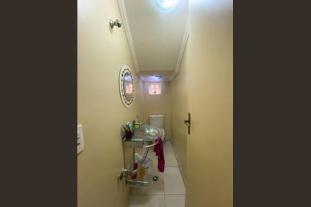 Lavabo de casa para alugar com 3 quartos, 300m² em Vila das Belezas, São Paulo