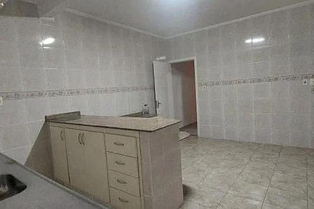Casa à venda com 4 quartos, 300m² em Vila Leopoldina, Santo André