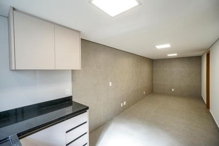 Cozinha de casa de condomínio para alugar com 1 quarto, 35m² em Vila Gomes Cardim, São Paulo