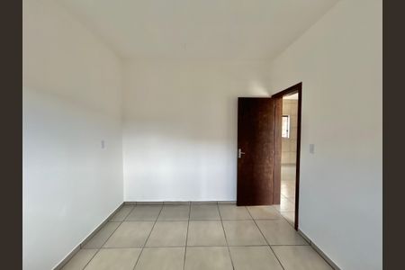 Quarto 2 de apartamento para alugar com 2 quartos, 48m² em Primavera, Novo Hamburgo