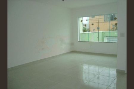 Casa à venda com 3 quartos, 126m² em Vila Fernandes, São Paulo