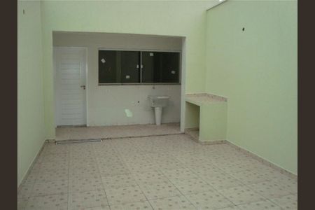 Casa à venda com 3 quartos, 126m² em Vila Fernandes, São Paulo