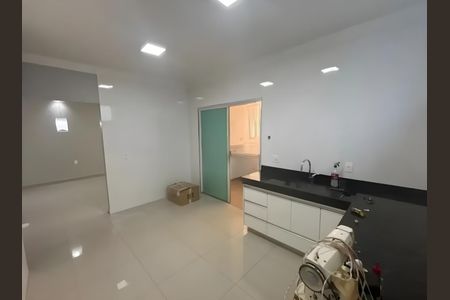 Cozinha de casa para alugar com 2 quartos, 95m² em Santa Ines, Belo Horizonte