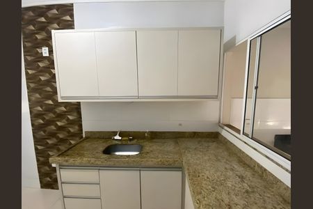 Cozinha de casa para alugar com 2 quartos, 102m² em Anchieta, Belo Horizonte