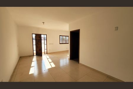 Sala de casa à venda com 7 quartos, 350m² em Jardim Tamoio, Jundiaí
