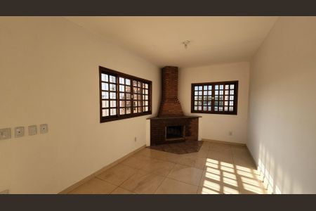 Sala de casa à venda com 7 quartos, 350m² em Jardim Tamoio, Jundiaí