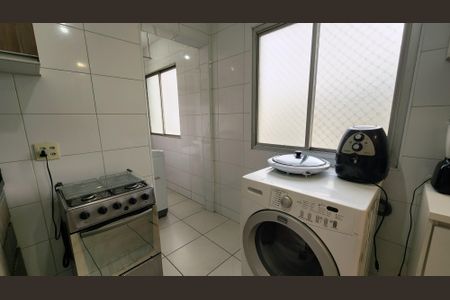 Cozinha de apartamento à venda com 2 quartos, 53m² em Jardim Tamoio, Jundiaí