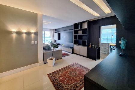 Sala de apartamento à venda com 4 quartos, 260m² em Camboinhas, Niterói